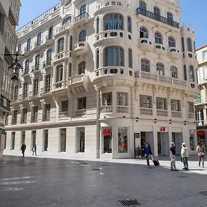 inmalaga-felix-saenz.hotelsinnerja.org/