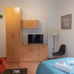 rentdream-ballesteros-malaga.hotelsinnerja.org/