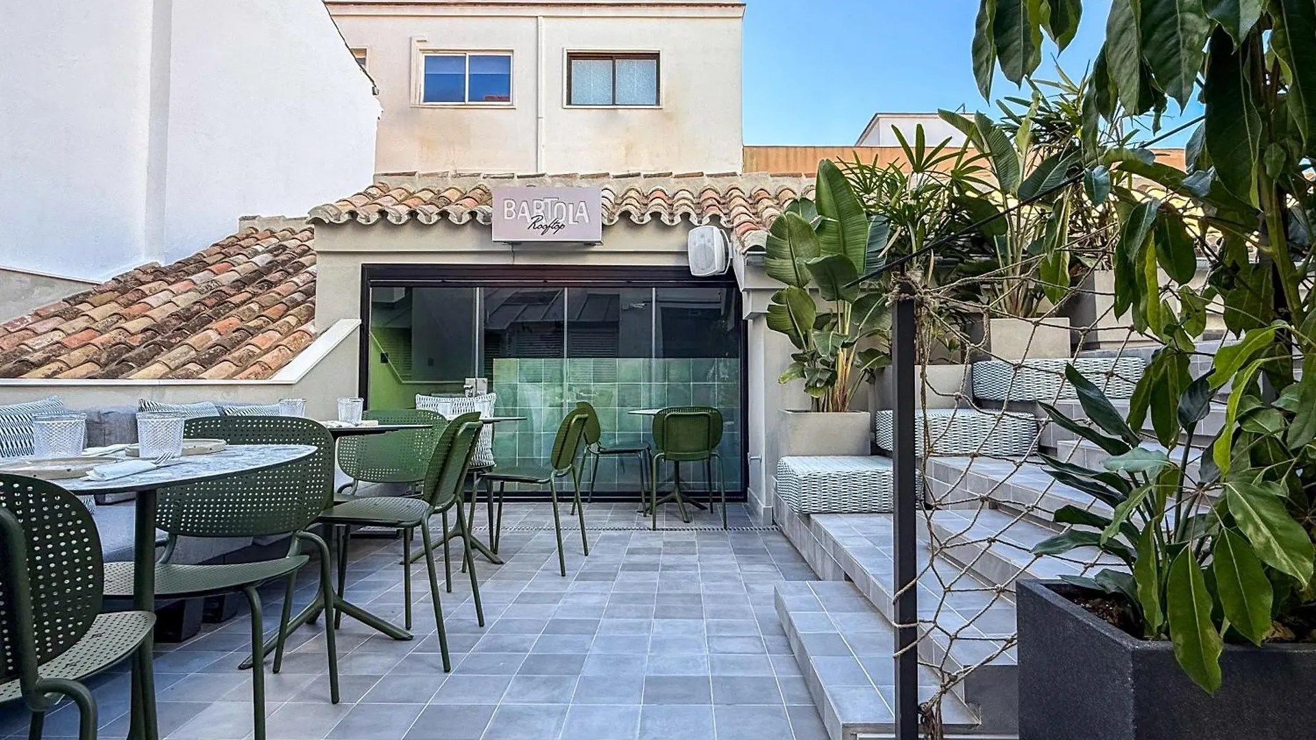 Coeo Hernan Ruiz Rooftop Pool Hostel Málaga