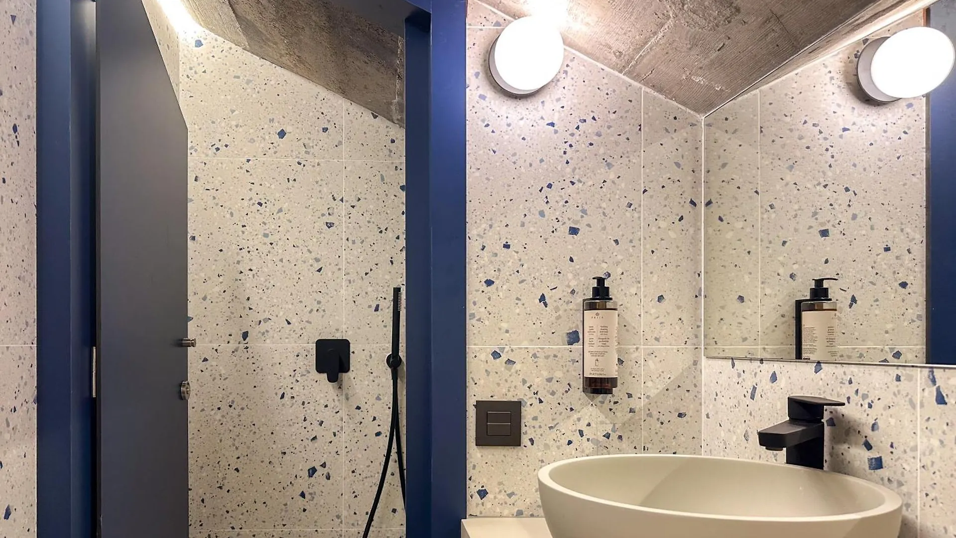 Coeo Hernan Ruiz Rooftop Pool Hostel Málaga